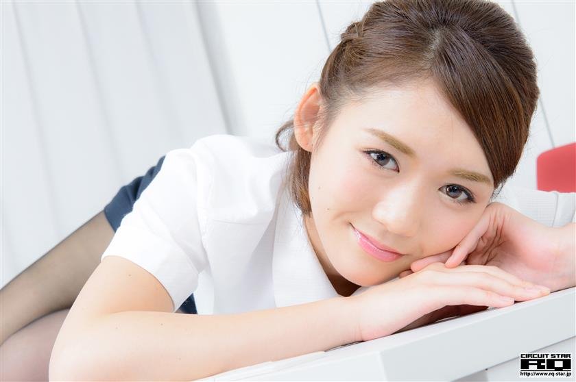 Cover 4 2015.01.07 NO.00969 Yumi 優実 Office Lady 101 Photos